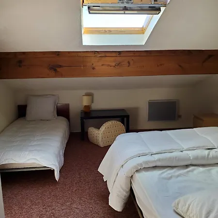 Maison 3 Faces Formigueres, Balcon, Garage,6-7 Couchages *